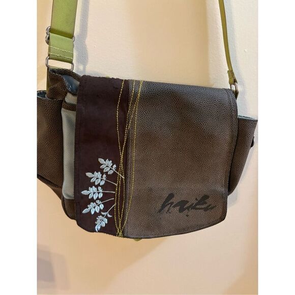 Haiku Leather Messenger Bag - Picture 2 of 7